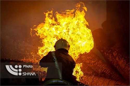 عملیات مهار آتش‌سوزی دکل 95 شرکت ملی حفاری در جریان است