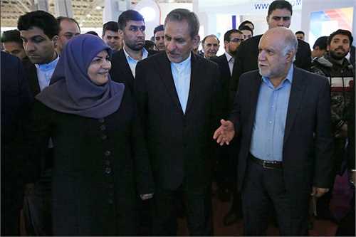 معاون اول رئیس جمهوری از نمایشگاه ایران پلاست بازدید کرد